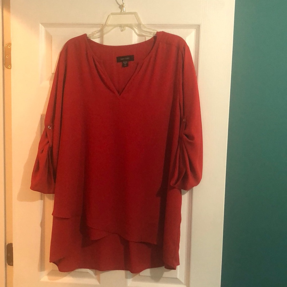 Karen Kane- Red top with 3/4 sleeve